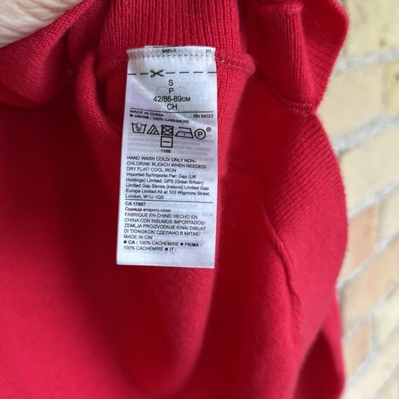 Banana Republic Cashmere Coral Hooded Sweater - Picture 3 of 4